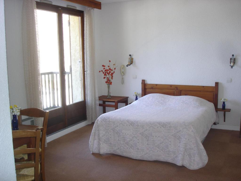 Hotel Le Parpaillon Crevoux Room photo